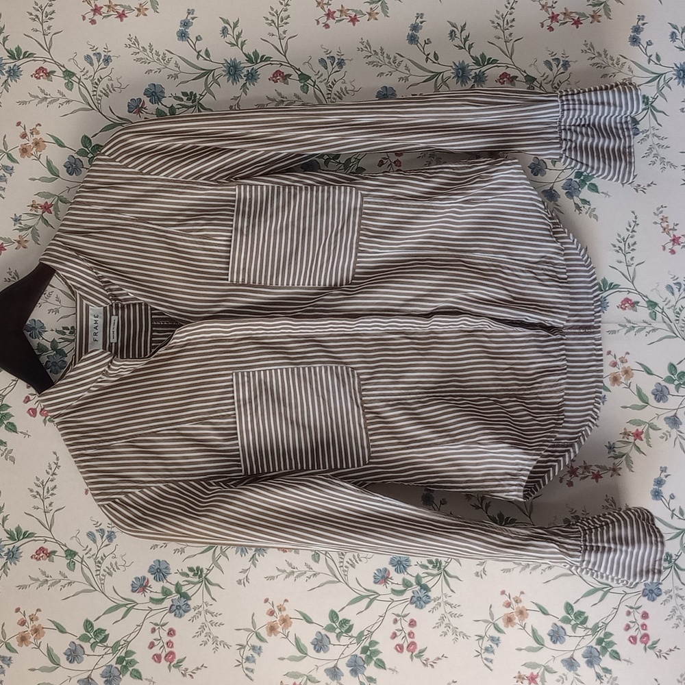 Frame Denim Long Sleeve Striped Top With Ruffled Cuffs And Pockets - Olive Green